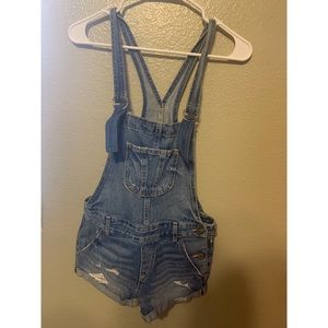 Hollister overalls⚡️